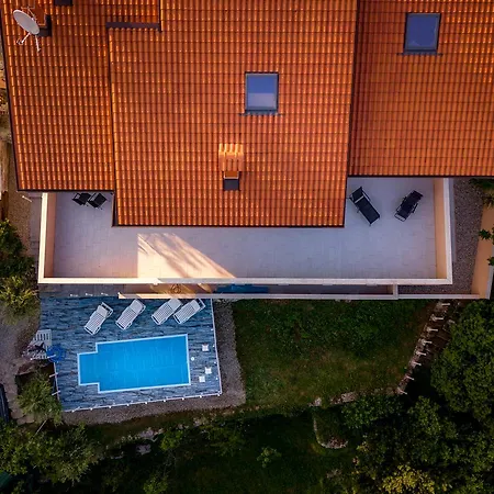 - Healthy House *