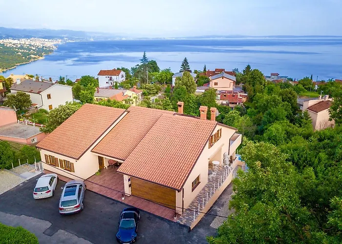 - Healthy House Villa