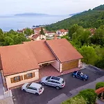 - Healthy House *