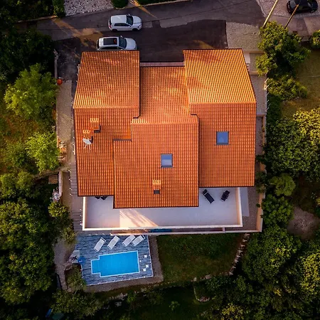 - Healthy House Vila